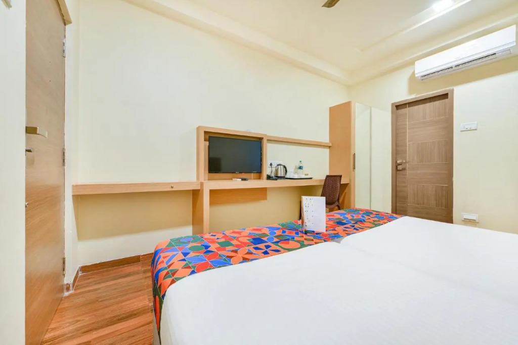 Nestlay Rooms Vanagaram