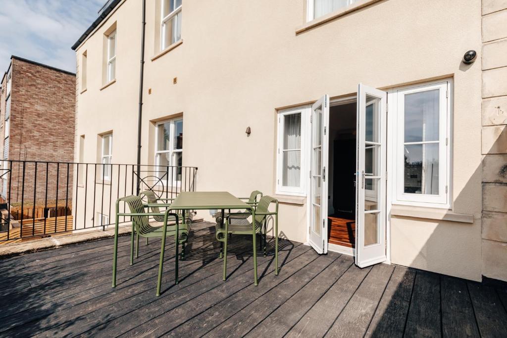 Redland Suites - Apartment 3