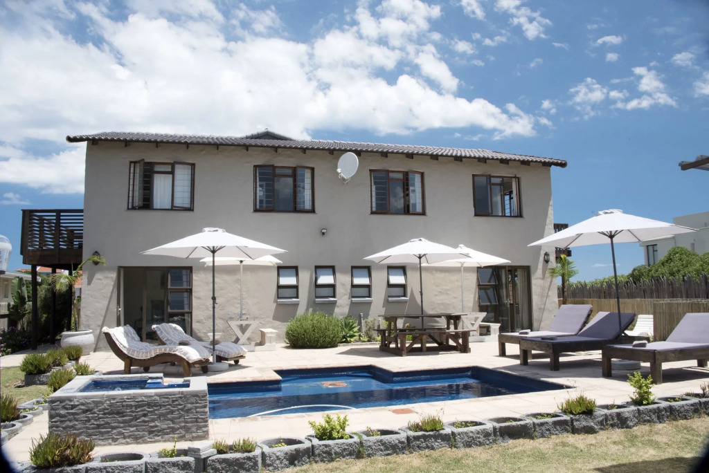 Afrovibe Beach Villa