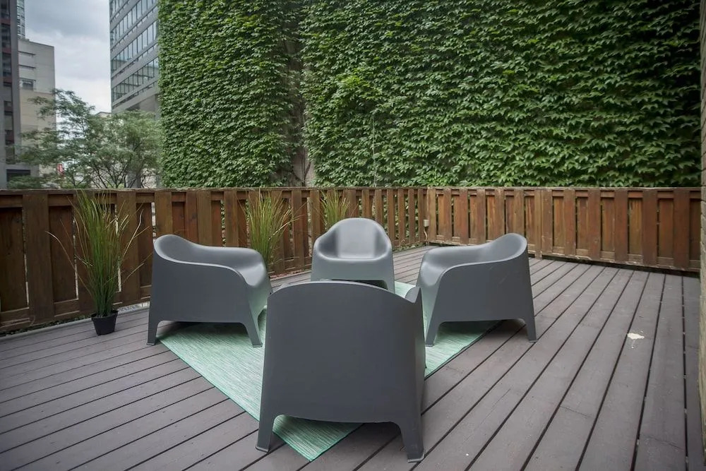 Spectacular 1BR Unit - King Bed