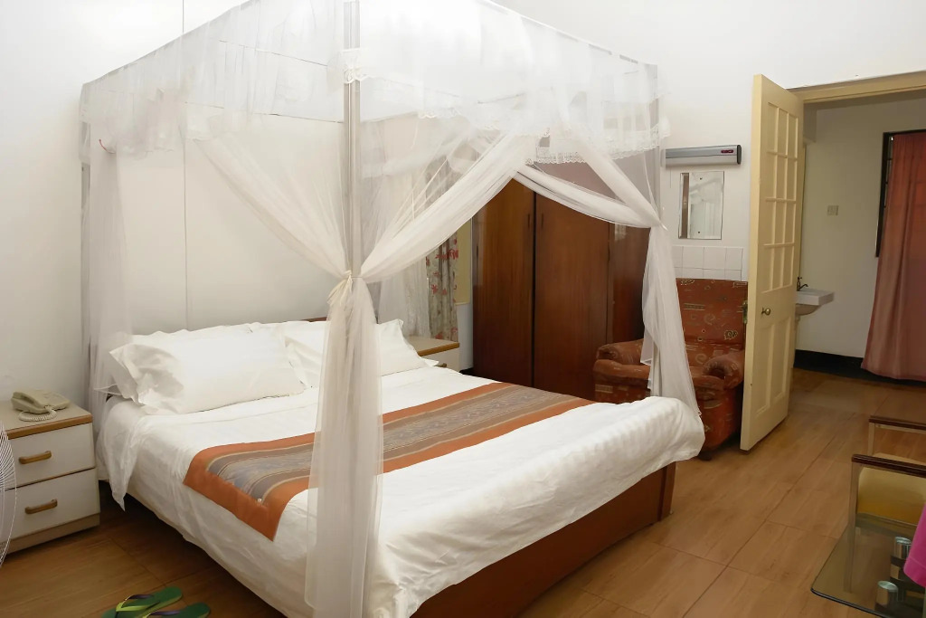 MAKERERE UNIVERSITY GUEST HOUSE