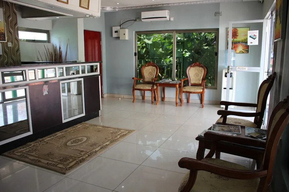 ROYAL SHALOM HOTEL