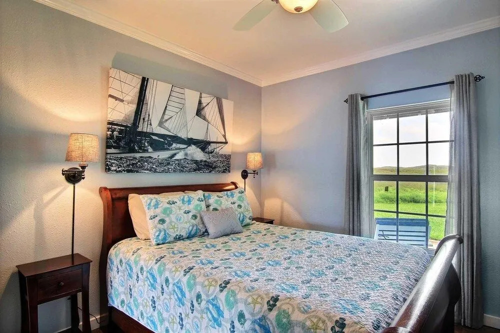 TX361 6877 - 5 Br Home