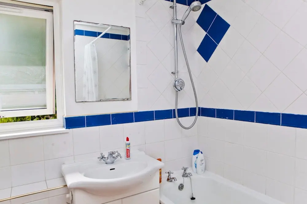 Warm East London Apartment - Sleeps 4