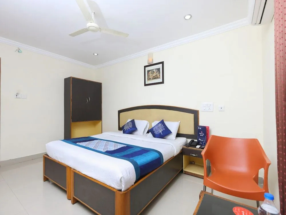 OYO 9349 Hotel Swaagat Residency