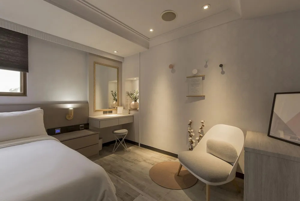 Peng Apartment