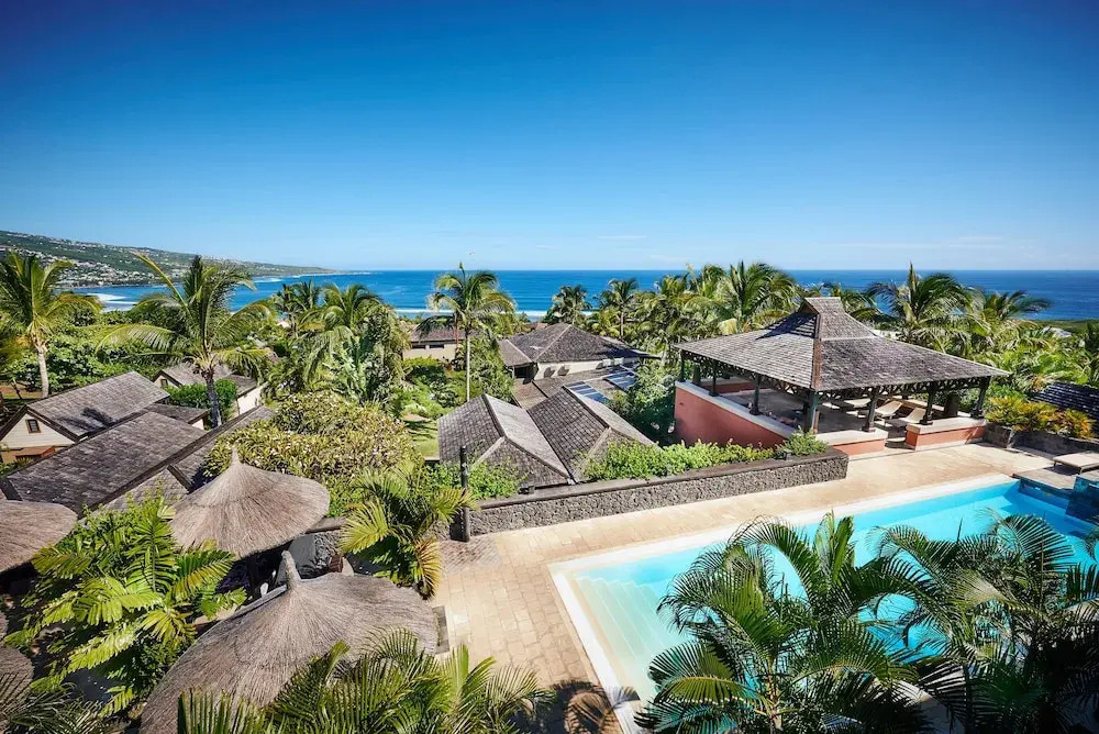 Iloha Seaview Hotel