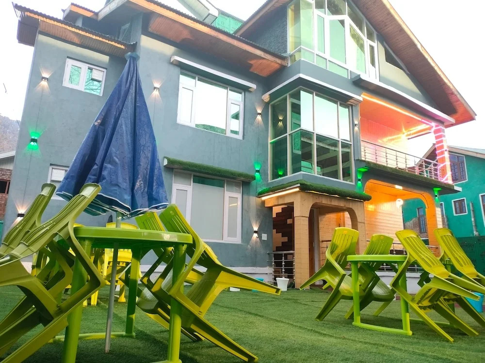 Hotel Pahalgam View