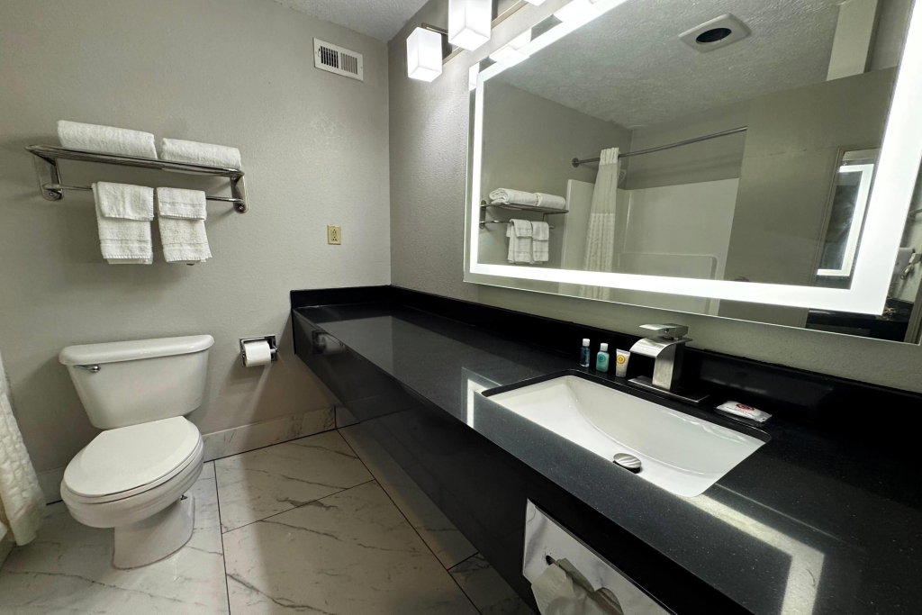 Super Inn and Suites Philadelphia