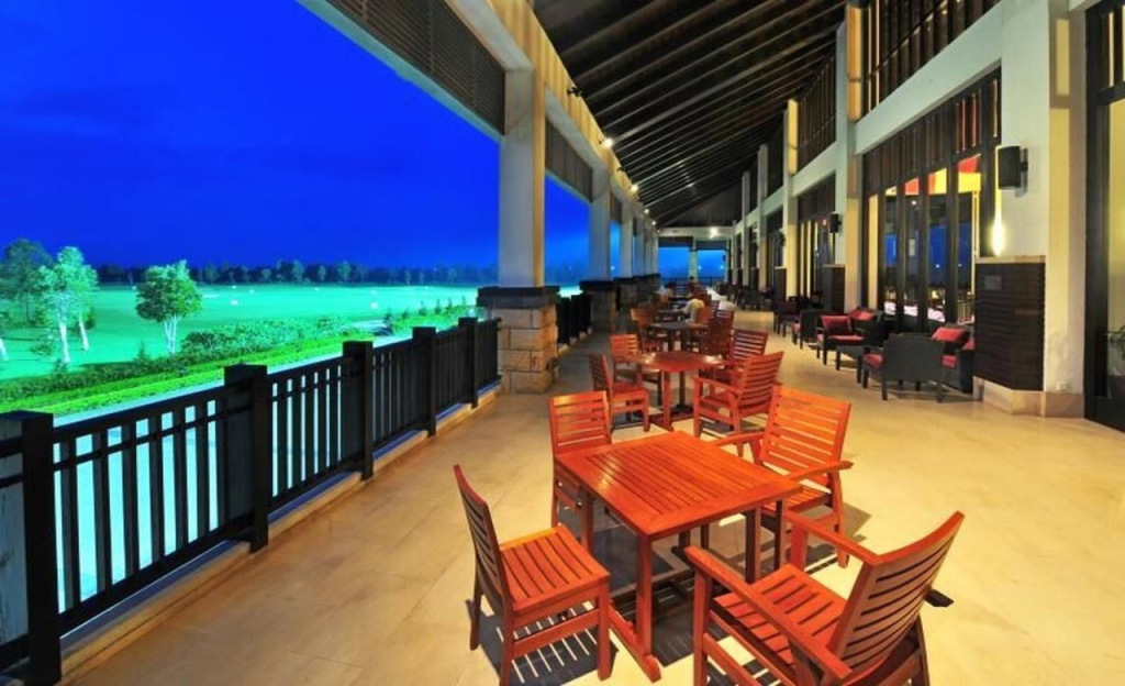 Zhuhai Jinwan Golf Hotel (Jinwan Huafa Shangdu Branch)