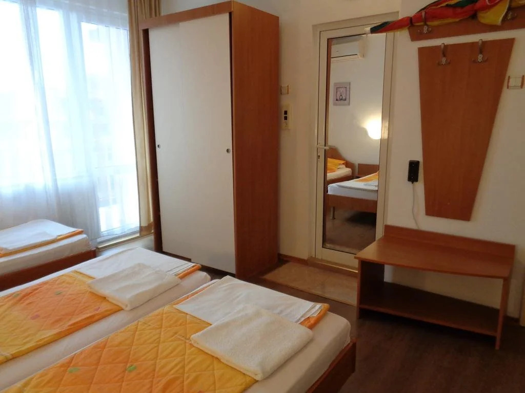 Gerovi Guest House