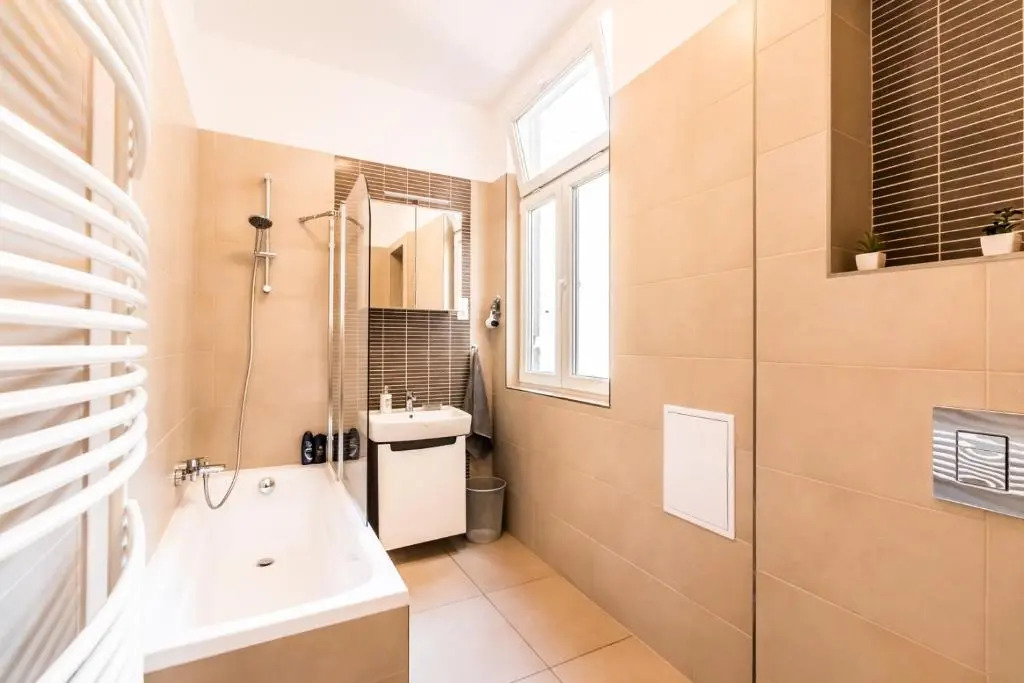 Bpr D8 Premier Apartment