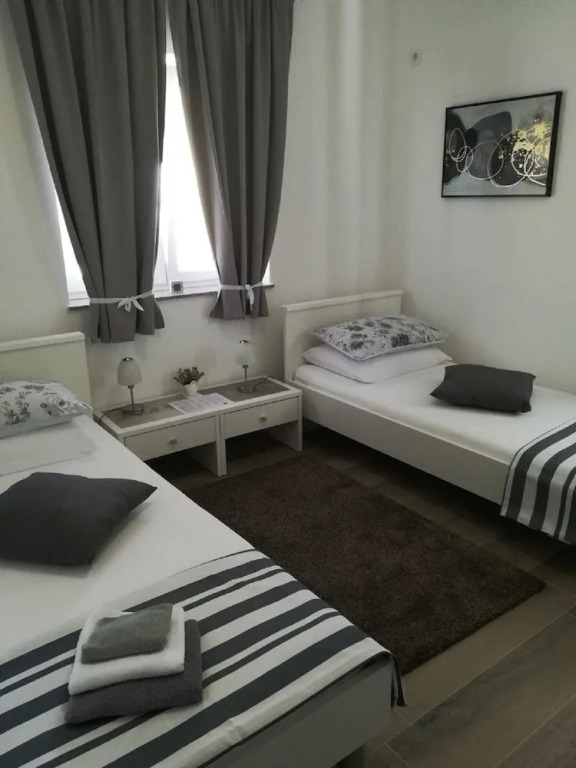 Apartment Villa Bijele Stijene