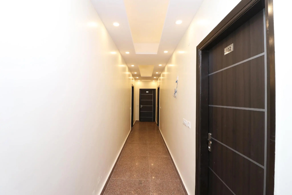 OYO 36848 Embellish Inn
