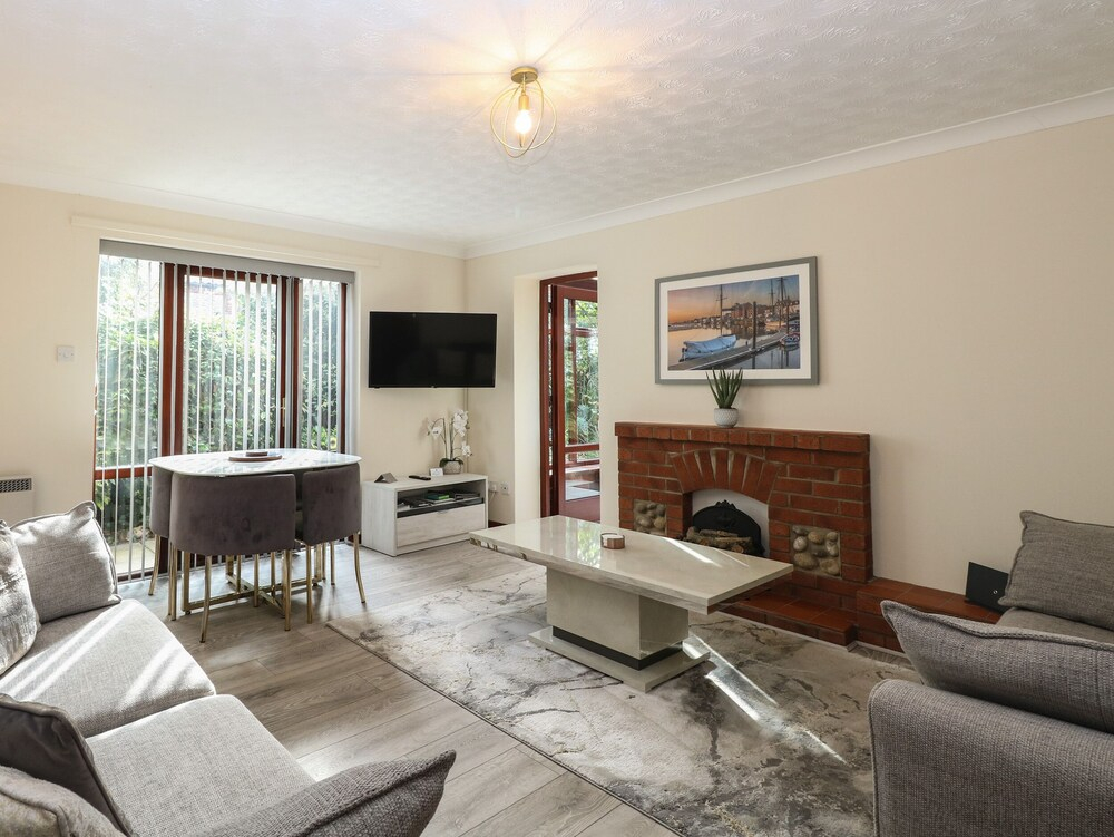 Seaview Cottage
