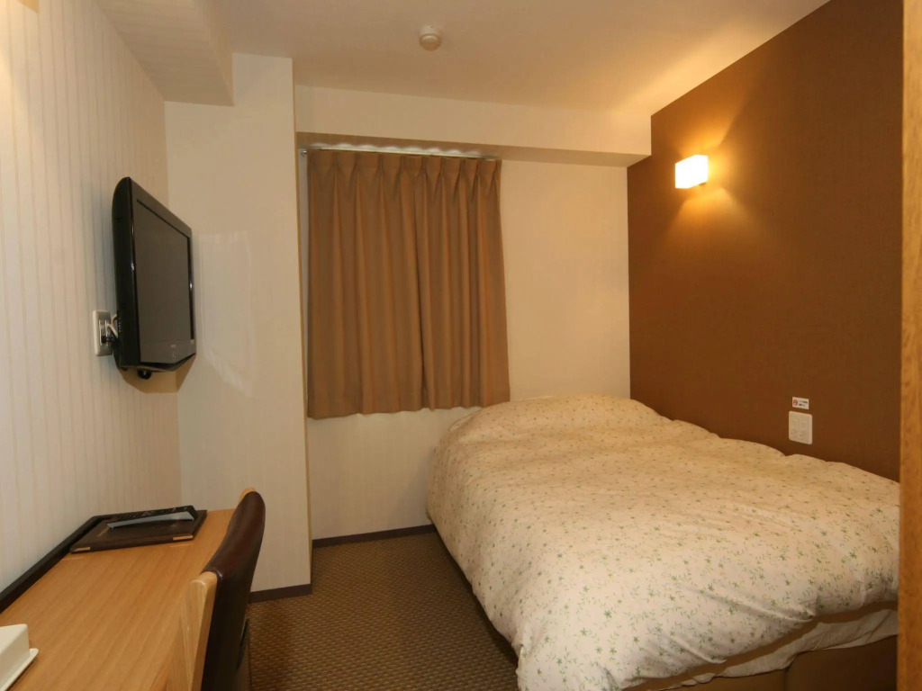 Yokohama Town Hotel
