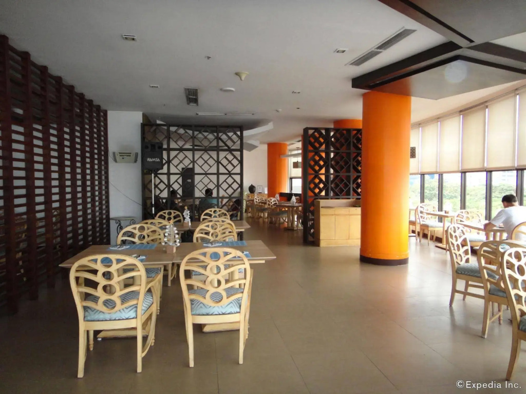 Summit Circle Cebu
