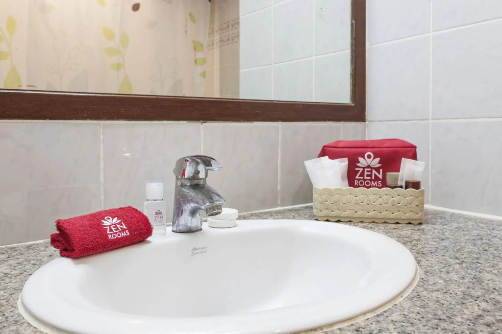 ZEN Premium Prachanukroh Patong Beach
