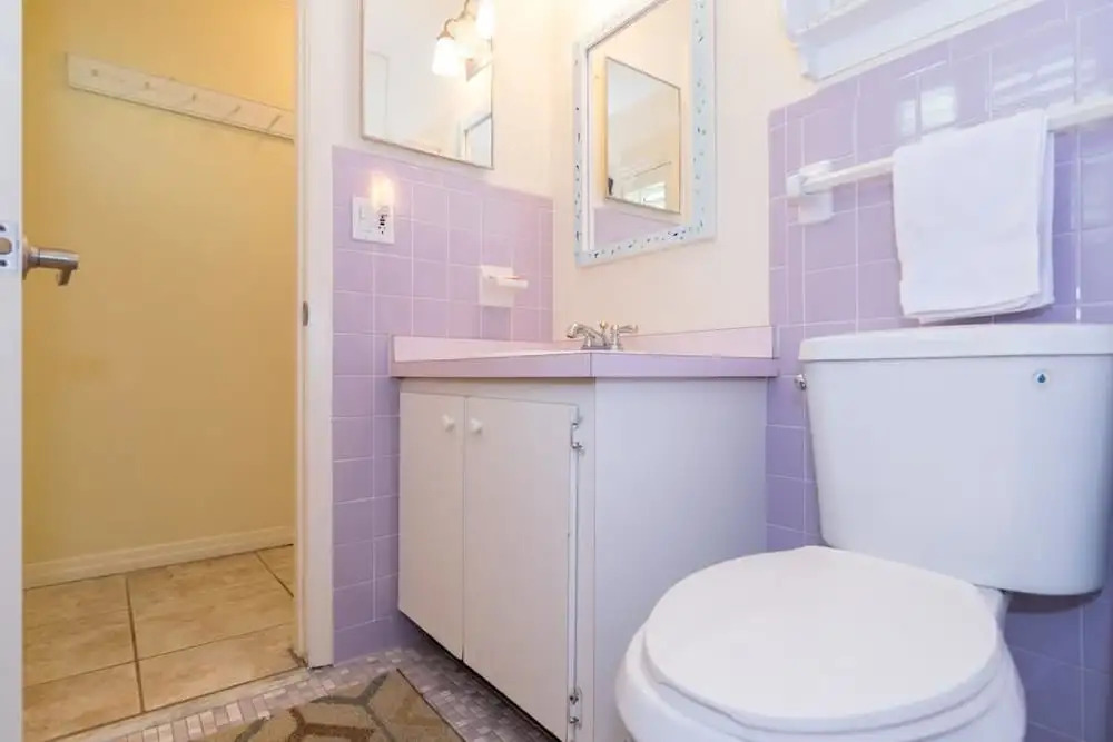 AM Beach Place Unit 6