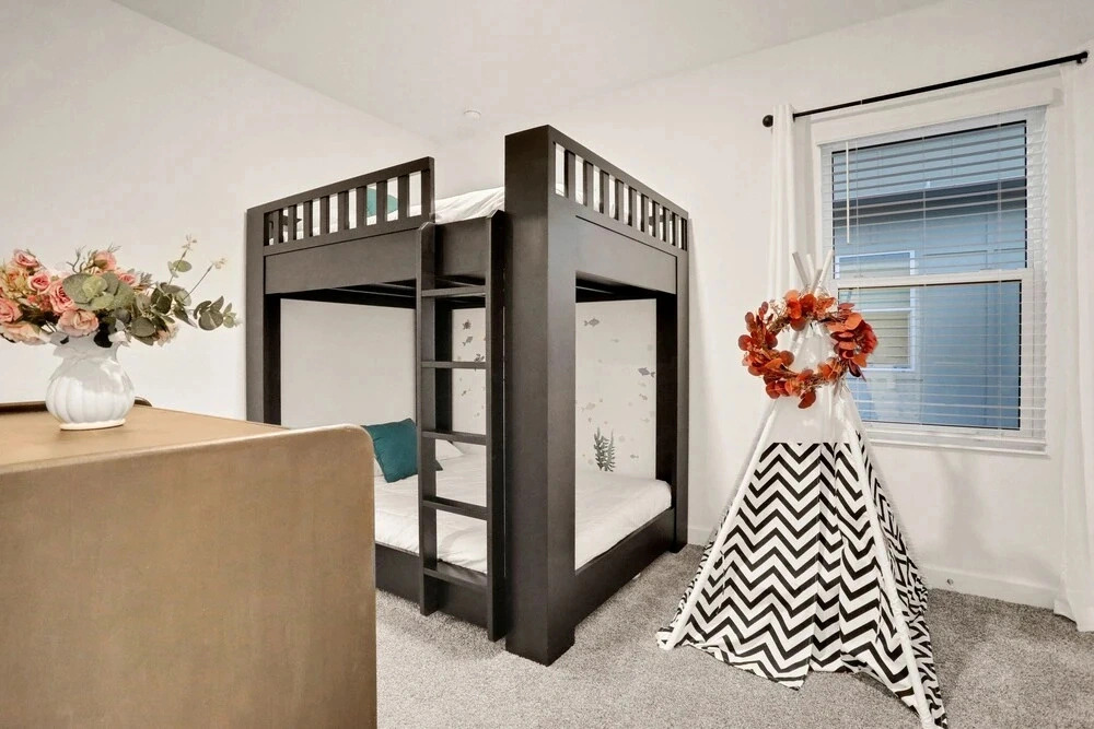 3001 Hafen Ln