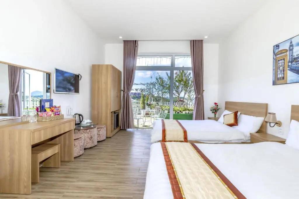 Lacami Dalat Hotel