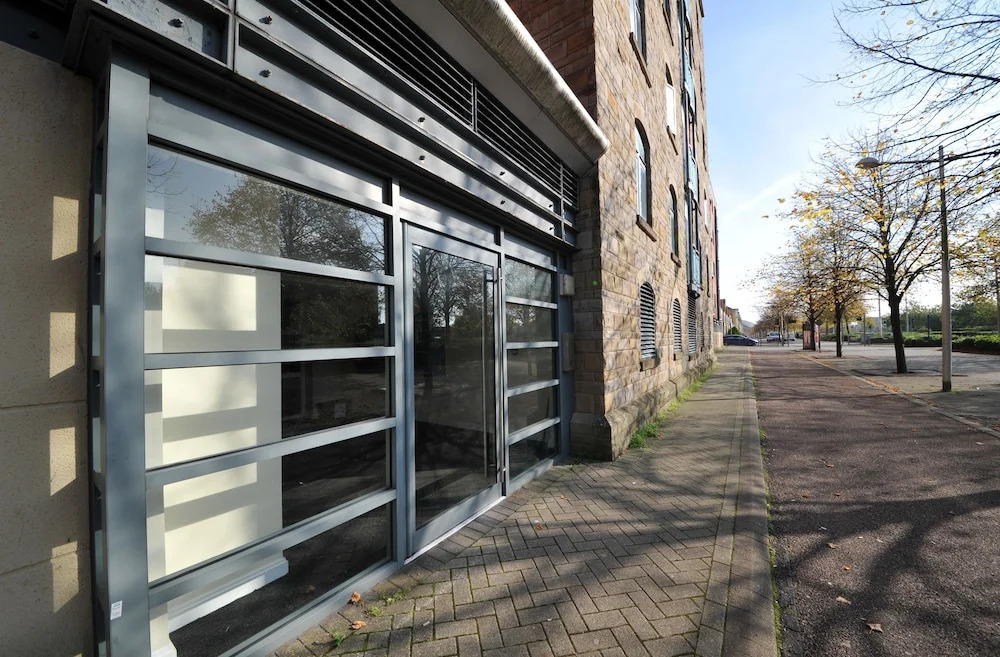 Lloyd George Avenue Apartments Sleeps 3