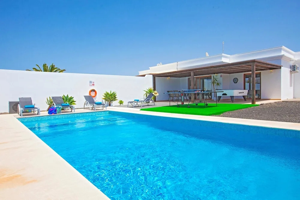 Villa Tenike