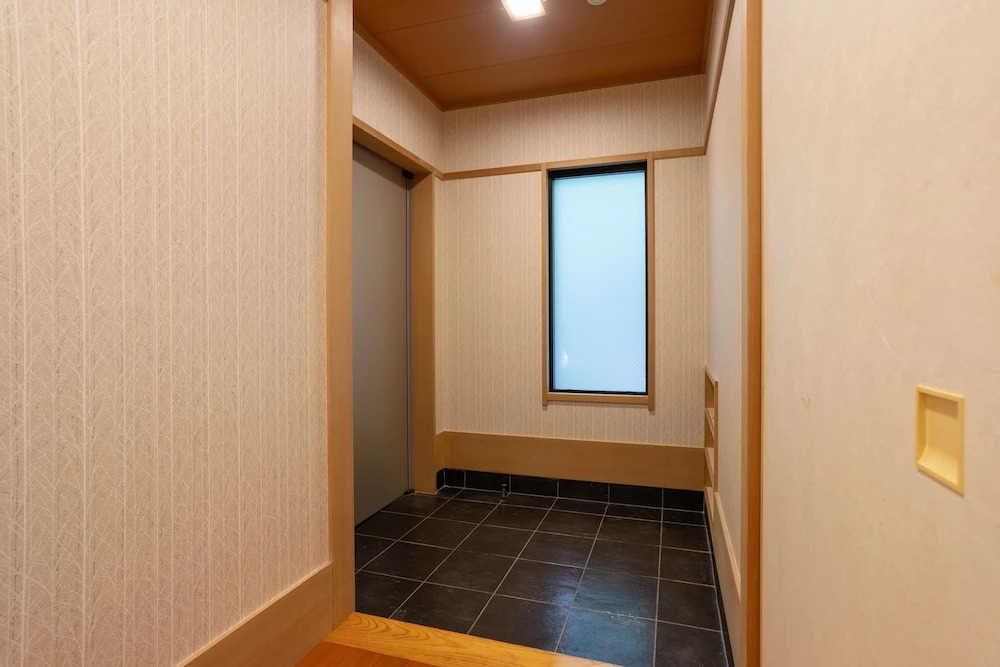 Hakone Ashinoko Bikeikan 箱根芦ノ湖 美景館