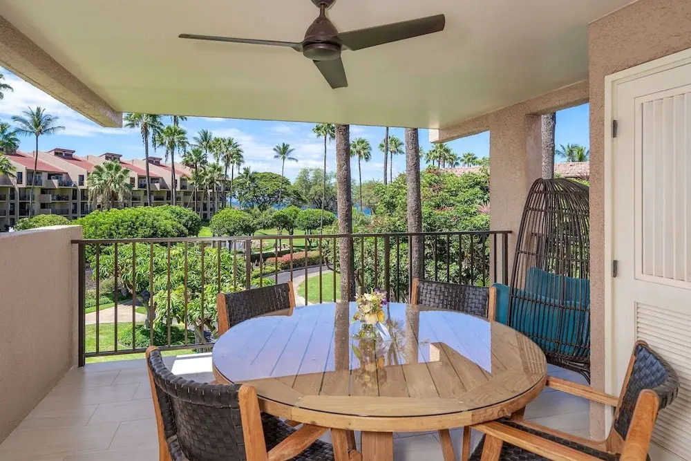 Kamaole Sands 1-307 - Prime Location, Stunning Renovation, Large Lanai, New AC