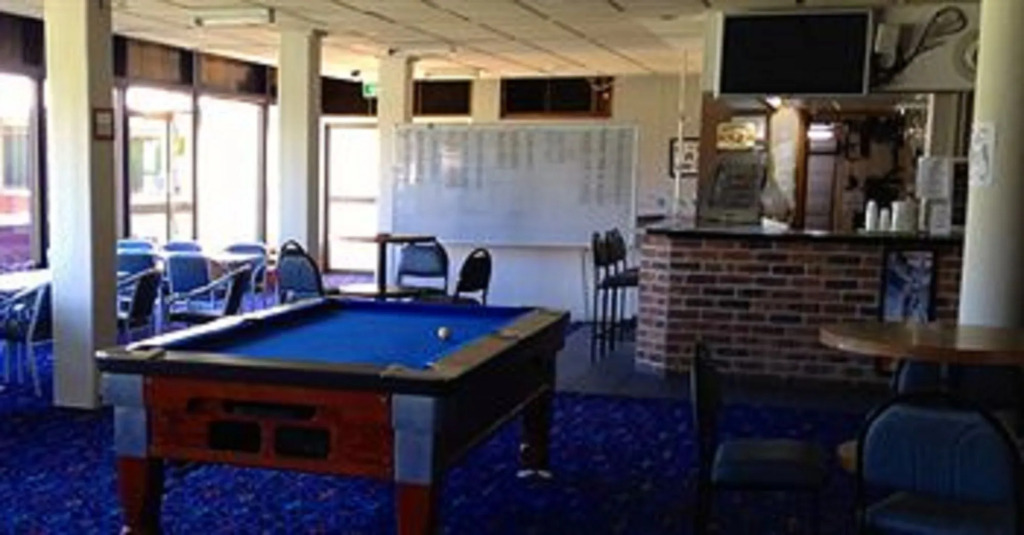 Town & Country Motor Inn