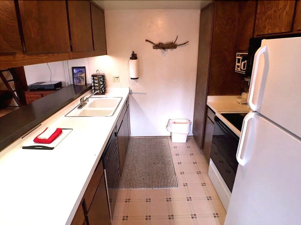 147 Standard Condo