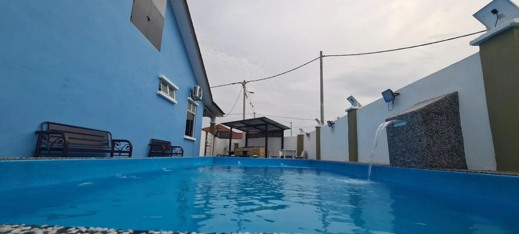 Rest n Splash by Home Stay Cikgu DInapan Kijang