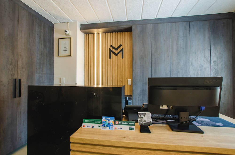 Melrose Corner Self-Catering Hotel Apartments