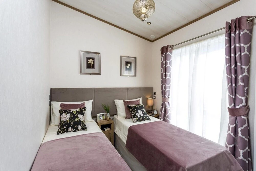 "Saltire Lodge 35 With Hot Tub At 5 Star Resort"