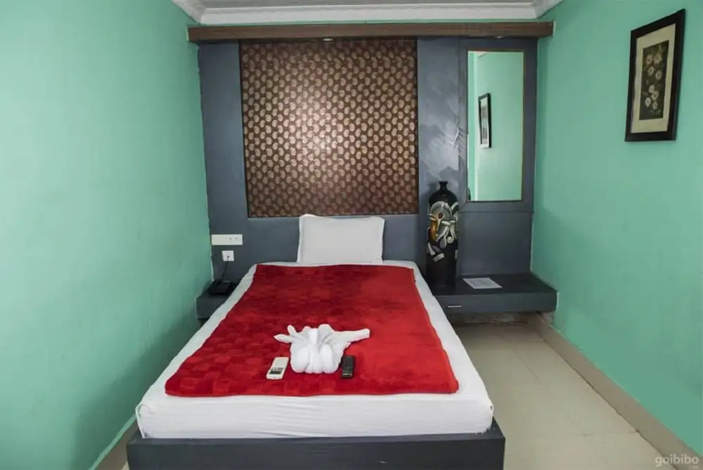 OYO 24971 Hotel South City
