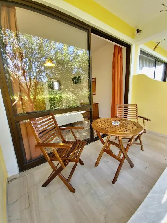 Alexandra Studio 7