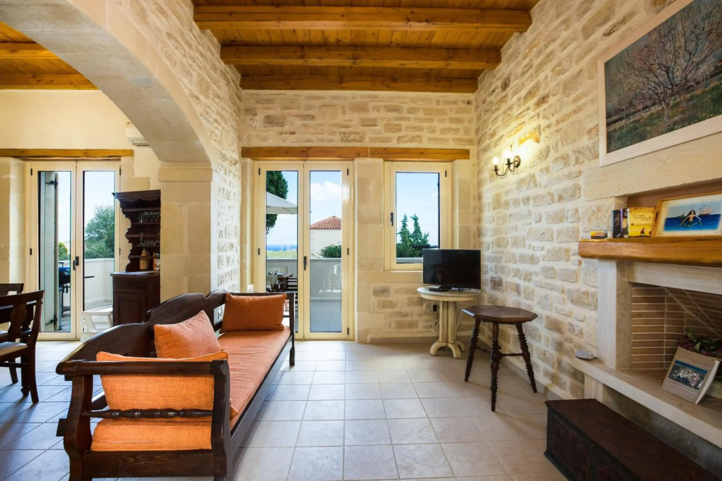 Maroulas Villa Estate