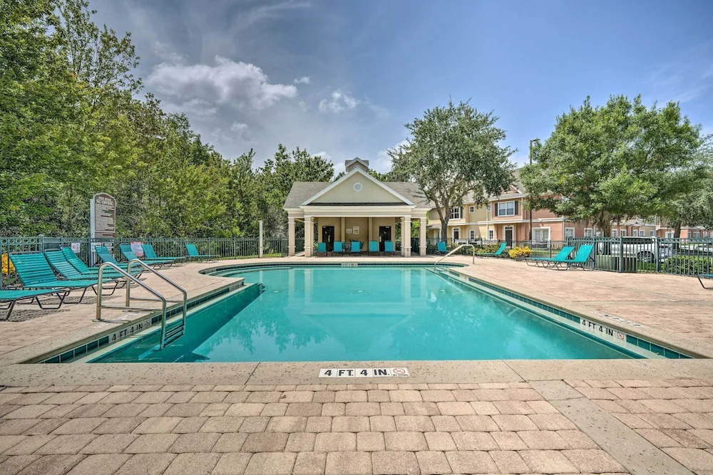 Kissimmee Condo: Community Perks, 10 Mi to Disney!