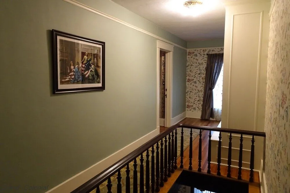Grand Colonial Bed and Breakfast