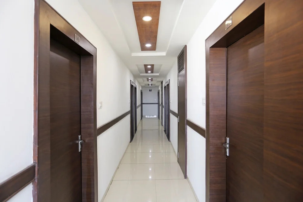 Fabhotel Ashirwad Regency