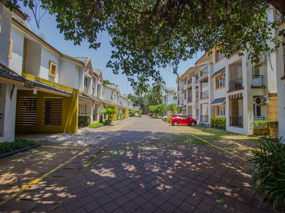 OYO 12704 Home Pool View 1BHK Benaulim