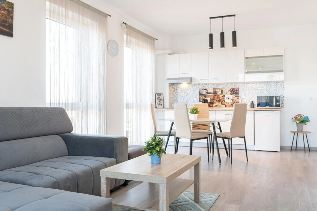 Serene Flat