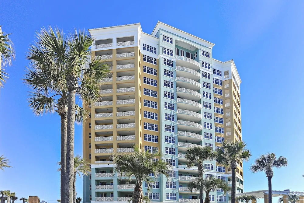 En Soleil 1111 East by Best Beach Getaways