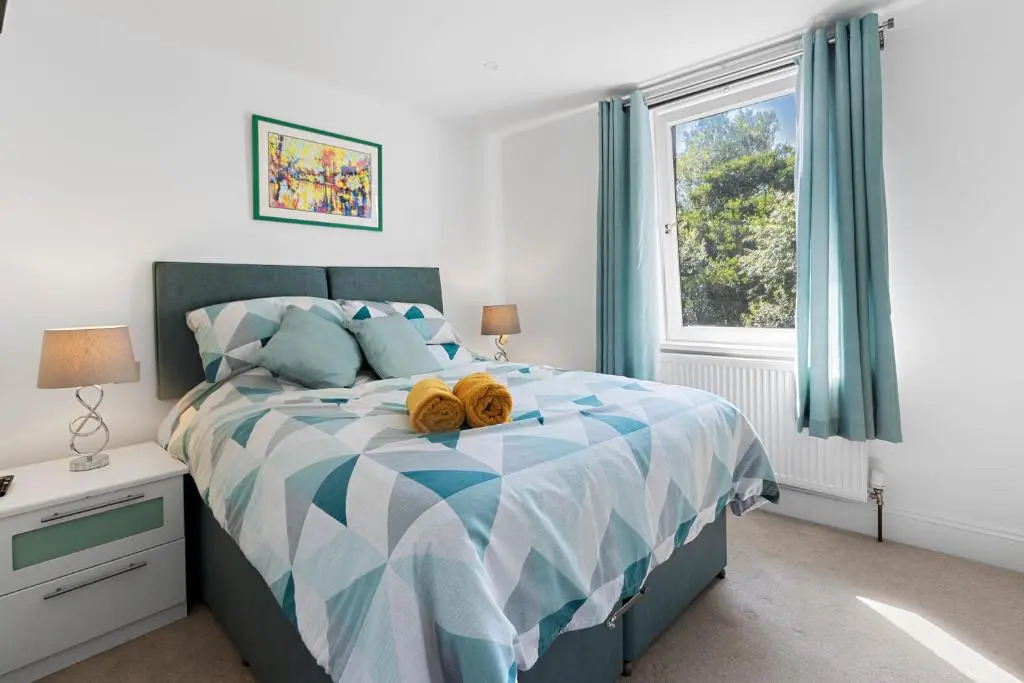 River Exe Cottage waterfront