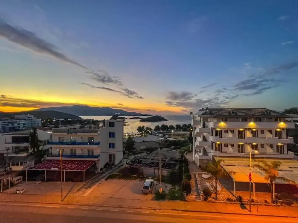 Rumani 3 Islands Hotel