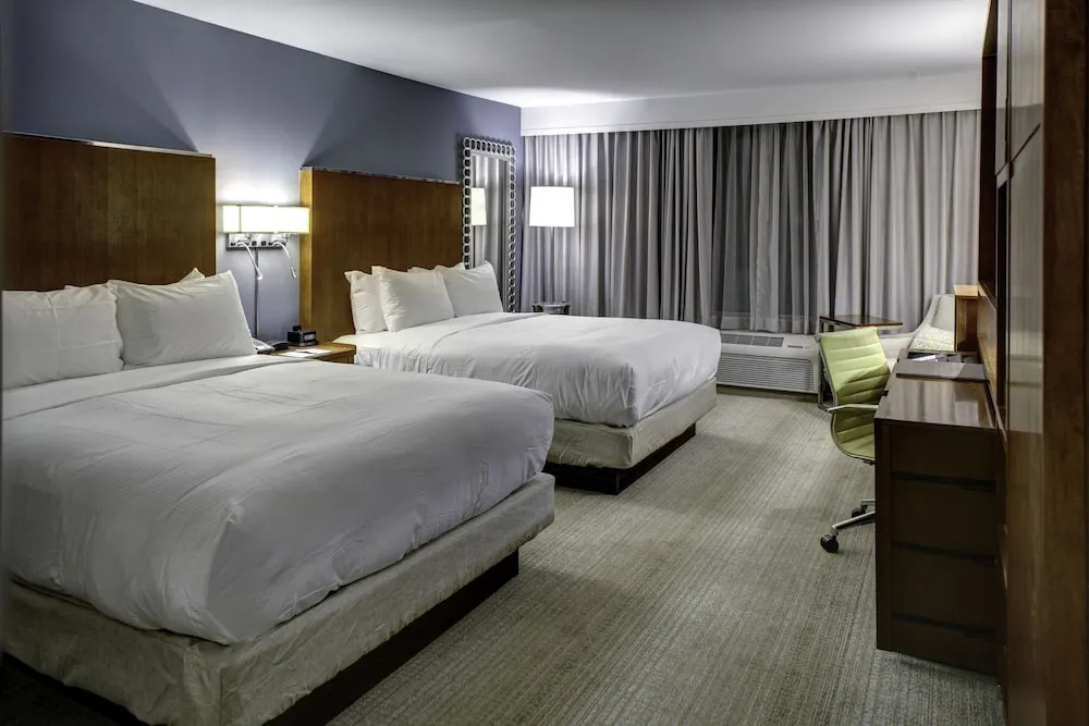 DoubleTree by Hilton Biloxi