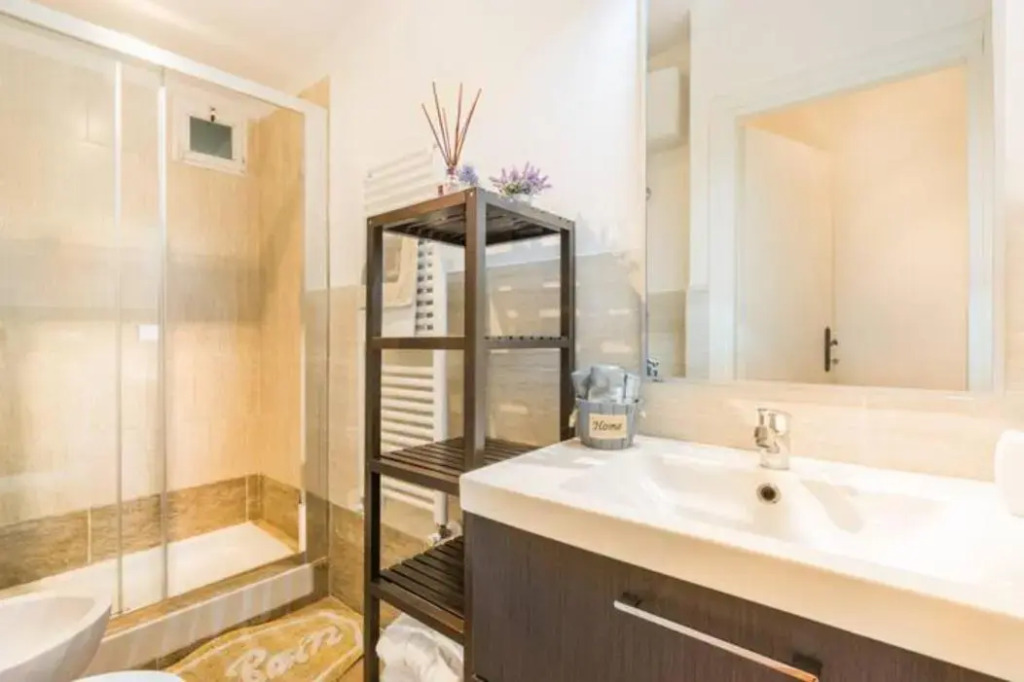 Tuscany style apt free parking 15 min from city center