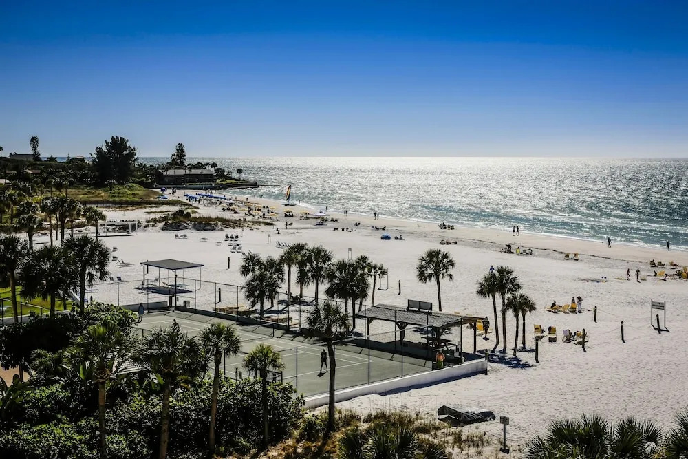 New Listing! Tranquil Getaway 350 To Prized Beach 1 Bedroom Apts