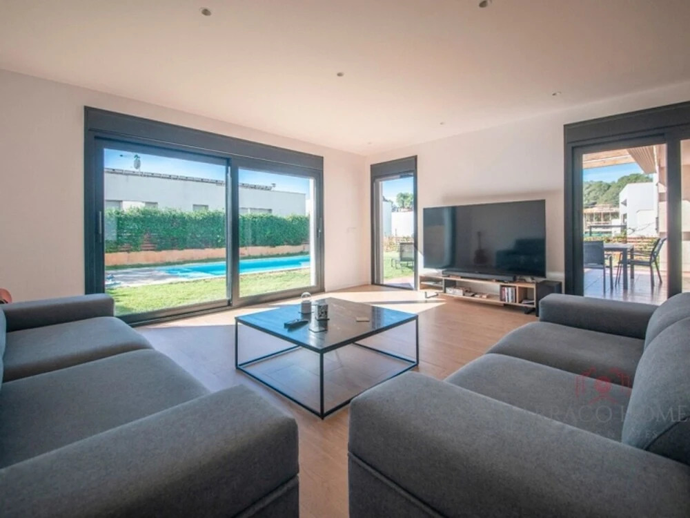 Th130 Villa Moderna Golf y Playa