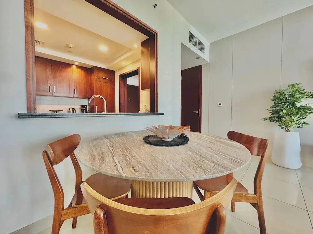 Venduras Chic 1BR near Burj Khalifa